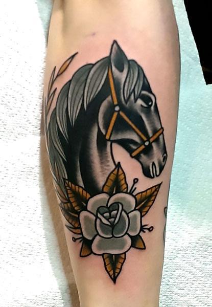 Tattoo uploaded by rcallejatattoo • Horse shoe tattoo with a horse head for  good luck. Awesome tattoo by Fergus Simms. #FergusSimms  #MelbourneTattooCompany #traditionaltattoo #boldtattoos #horseshoe  #goodluck • Tattoodo