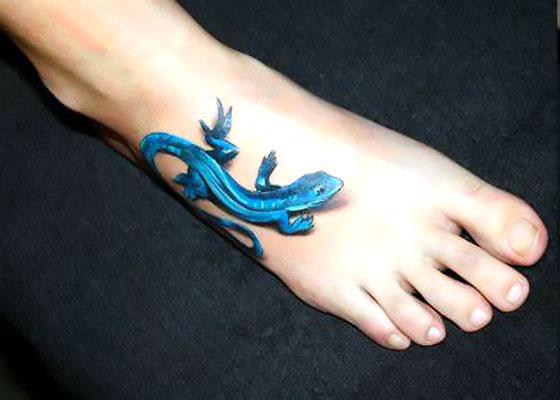 Cool Blue Lizard Tattoo Idea