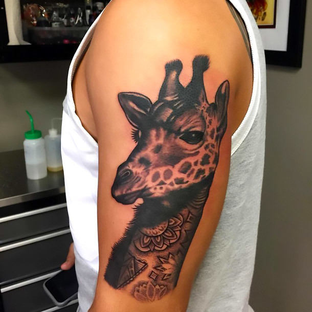 Giraffe Tattoo on Shoulder Tattoo Idea