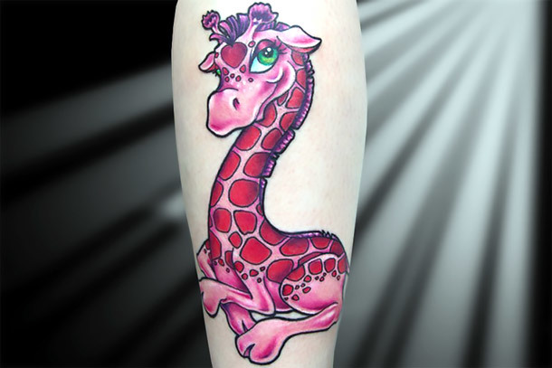 Ping New School Giraffe Tattoo Idea