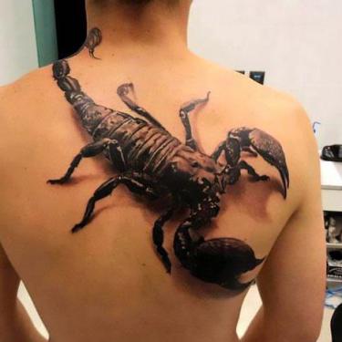 Awesome 3d Scorpion on Back Tattoo
