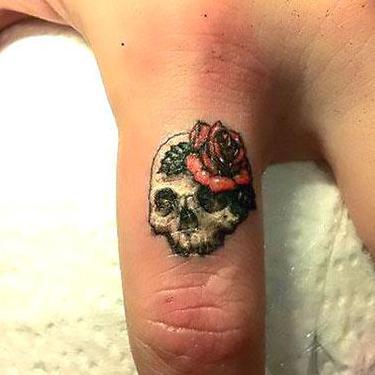 Best Skull on Finger Tattoo